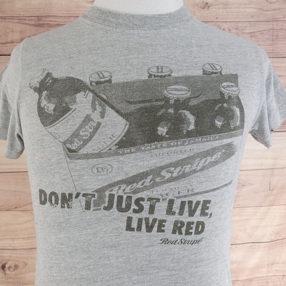 VTG RED STRIPE BEER BREWED IN JAMAICA DON'T JUST LIVE, LIVE RED PROMO T-SHIRT S - Picture 1 of 5